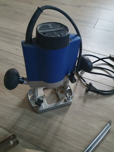Fresatrice verticale elettrica - fresatrice,